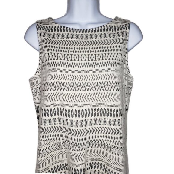 NWT Banana Republic Women's Sz 8 Grey/Ivory Tribal Slimming Pattern Dress (1509) - Picture 2 of 6